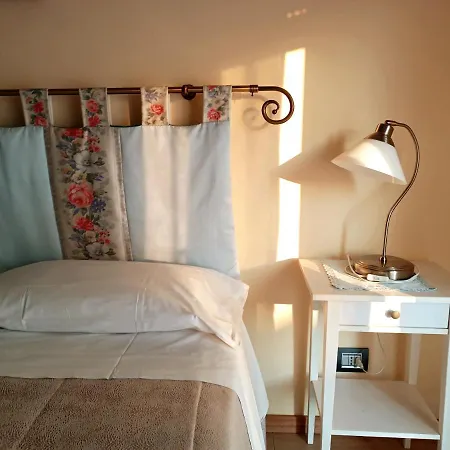 Eremes Bed & Breakfast 3*