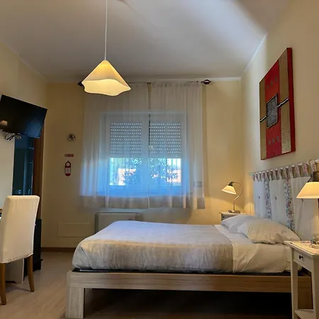 Eremes Bed & Breakfast 3*